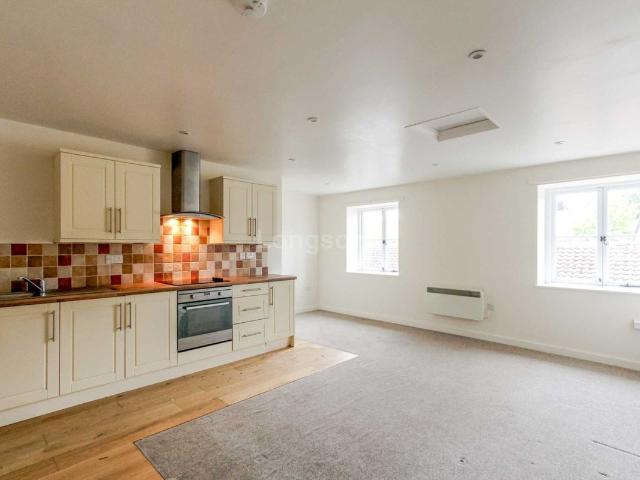 Plowright Place, Swaffham PE37, 2 bed flat to rent, £750 pcm | PrimeLocation