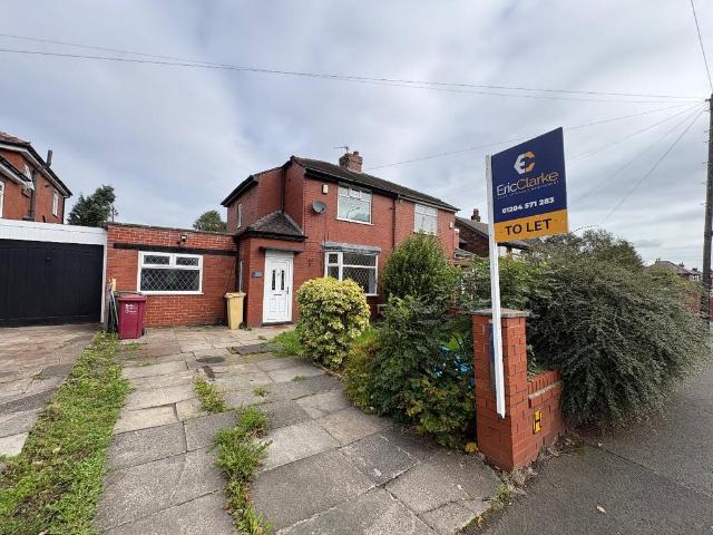 Plodder Lane, Farnworth, Bolton 3 bed semi detached house to rent £1,250 pcm £288 pw
