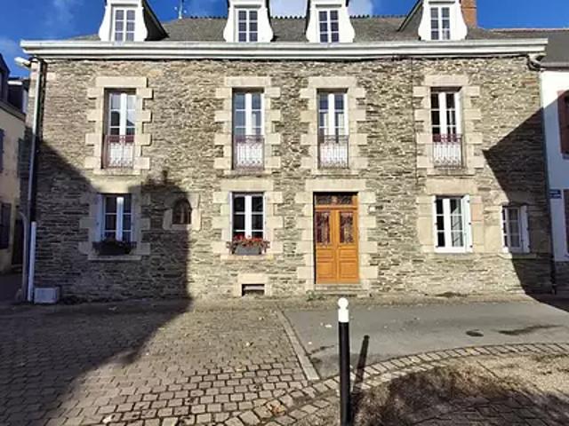 Ploërmel 56800 Achat / Vente maison 10 pièces t10 piscine cave