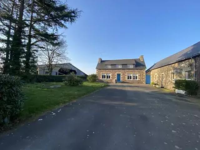 Ploëzal 22260 Achat / Vente maison 6 pièces t6