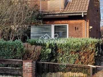 Plön Haus mit Garage und Balkon, ruhige Lage