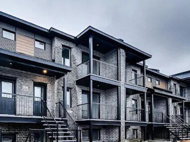 Plateau Magnifique Logement 3 1/2 Dans Un Secteur Calme