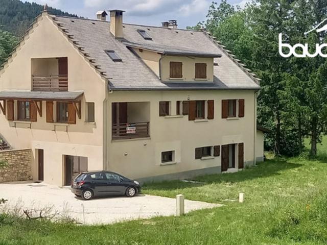 Plateau appartement 128 m² à rénover