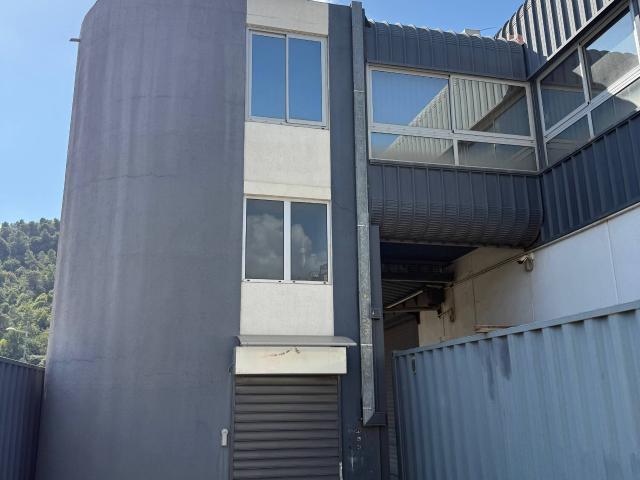 Plateau de bureaux 122 m² climatisé et sécurisé, Carros 06510