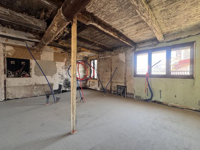 PLATEAU DE 71 M2