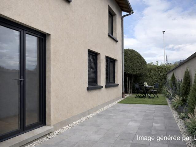 Plateau T2 40 m2 + jardinet env. 60 m2 + parking Chemin d