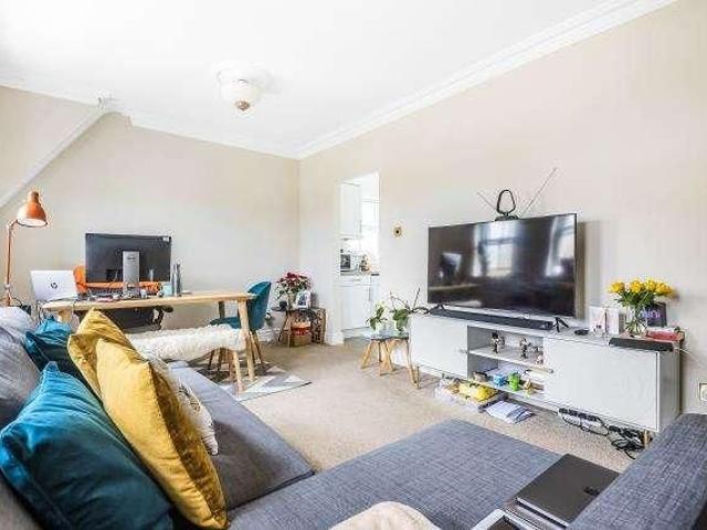 Plater Drive, Oxford, OX2