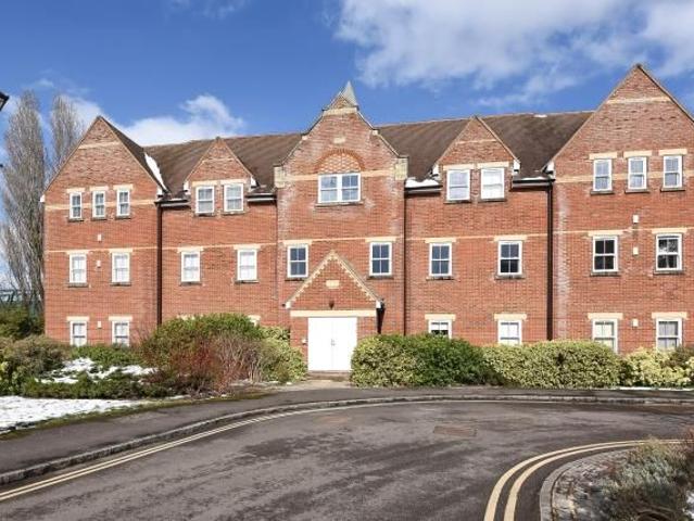 Plater Drive, Oxford OX2, 2 bed flat to rent, £1,850 pcm | PrimeLocation