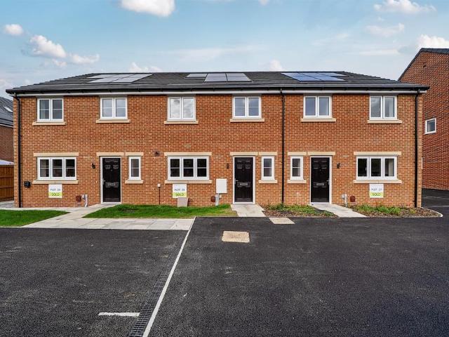 Platform Rise, WF9 3 bed terraced house to rent £1,150 pcm £265 pw