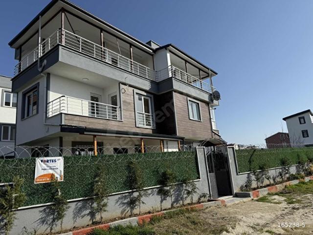 PLATİN GAYRİMENKULDEN BİM MARKETE 200 MT 4+1 AÇIK TERAS