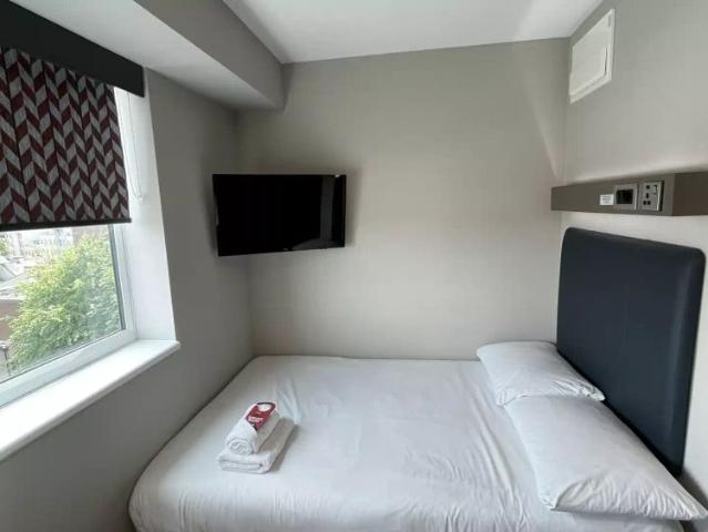 Platinum Plus Studio