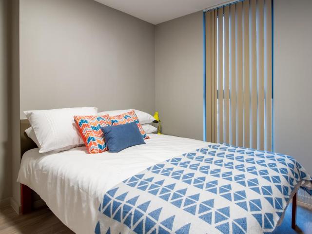 Platinum Studio Floors 7 10 at. Studio to rent £1,036 pcm £239 pw
