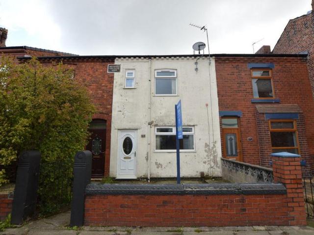 Platt Lane, Hindley 2 bed terraced house to rent £695 pcm £160 pw