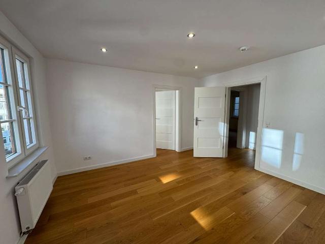 Platz zum Ankommen: Helle 3 Zimmer Wohnung in der Lärchenstraße