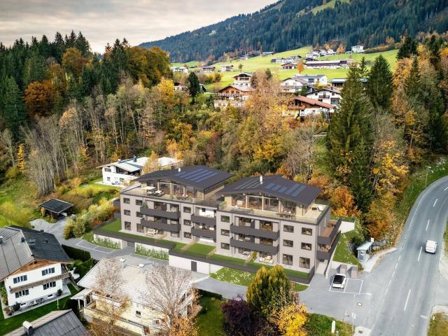 Platz zum Leben: 4 Zimmer Wohnung mit großem Garten