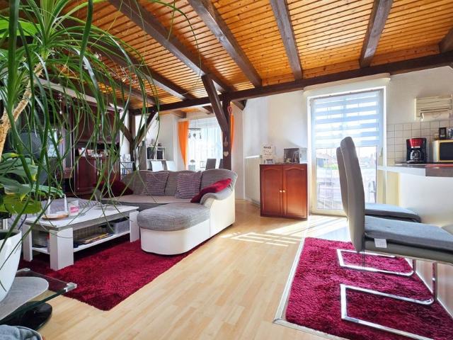Platz zum Leben und Wohlfühlen charmante Dachgeschosswohnung in Köthen