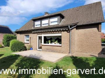 Platz für 2 Generationen! Einfamilienhaus mit Garten, Garage, Stellflächen. Zentral, ruhig in Raesfeld