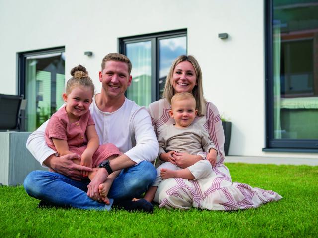 Platz für alles: Einfamilienhaus mit Einliegerwohnung für flexibles Leben mit Klinkeraktion!