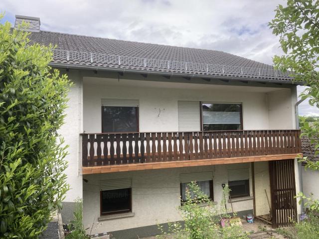 Platz für Generationen, Ideen und Zukunft – Vielseitiges Wohnhaus mit großem Grundstück in Kaden