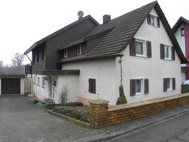 Platz für den Alltag in diesem Mehrfamilienhaus in Bietigheim