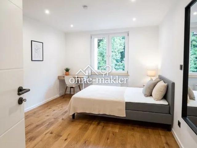 Platz für dich: Schönes Zimmer in sympathischer WG / Cincinnatistraße 8, München / WE8 / Zi.1