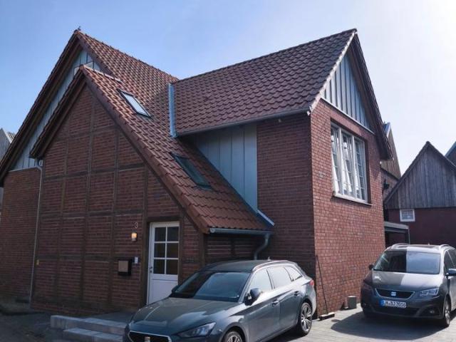 Platz für die Familie: 130 m² Wohnung mit 2 Bädern, 2 Stellplätze