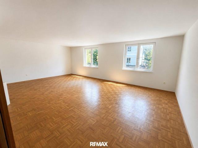 Platz für die ganze Familie – 6 Zimmer Haus mit großen Garten in Baden!