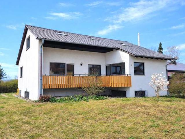 Platz für die ganze Familie! Haus mit großzügigem Garten