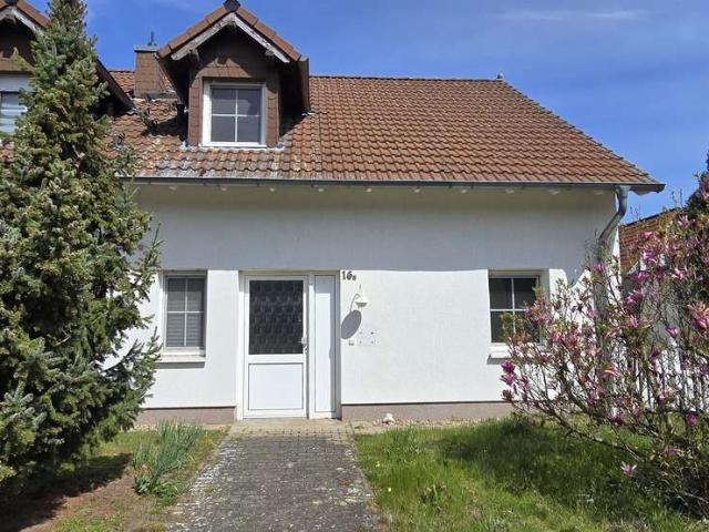 Platz für Ihre Wohnträume Doppelhaushälfte mit großem Garten & Garage