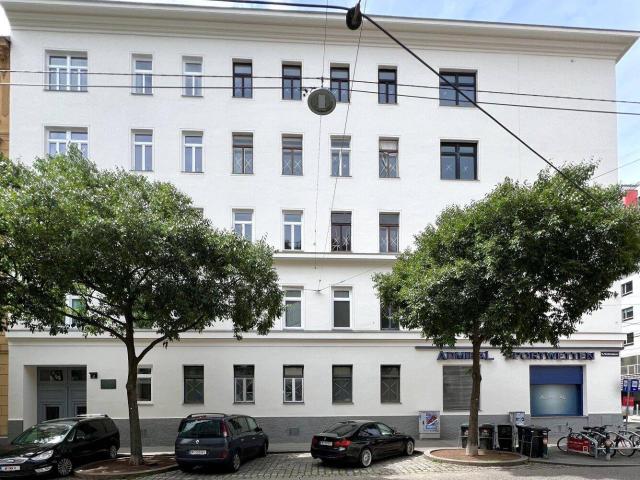 Platz für Ihre Ideen 3 Zimmer Wohnung mit viel Potenzial zu erwerben