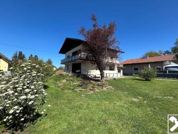 Platzwunder: Einfamilienhaus in ruhiger Lage