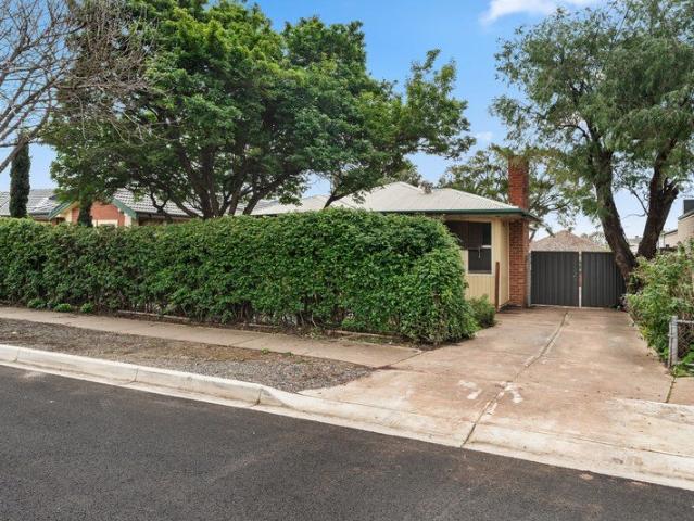 Play the long game  689sqm of Hectorville opportunity with more than one way to win