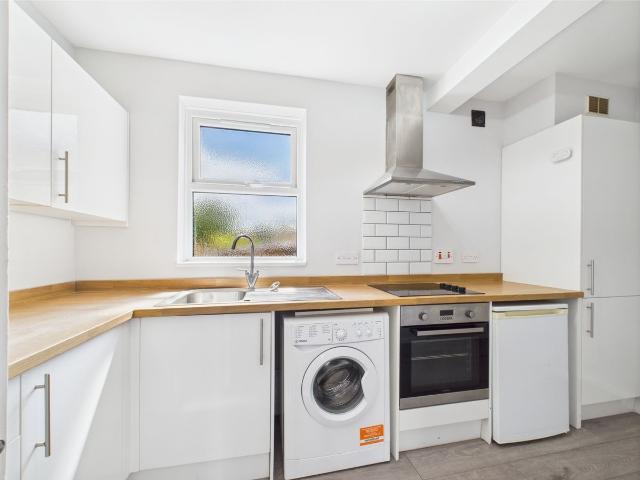 Playhouse Court, Bath Road, Cheltenham GL53, 1 bed flat to rent, £950 pcm | PrimeLocation