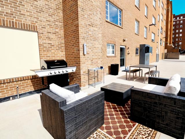 Plaza 209 Apartments 1 Bedroom Apartment for Rent at 209 Emanuel Cleaver Ii Blvd, Kansas City, MO 64112 Park Central research Park