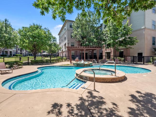 Plaza At Chase Oaks