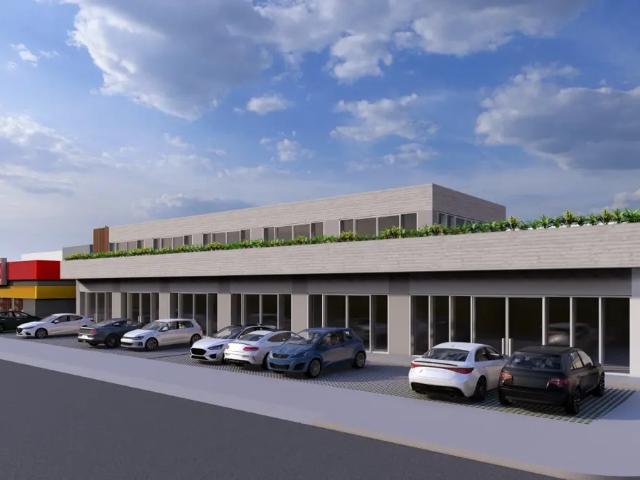 PLAZA COMERCIAL EN CONSTRUCCIÓN. FRACCIONAMIENTO COSTA VERDE