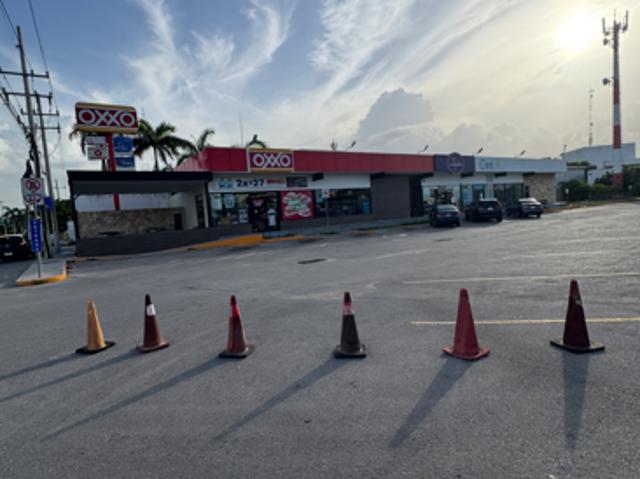 Plaza Comercial en Venta en Periferico Poniente de Mérida Yucatán