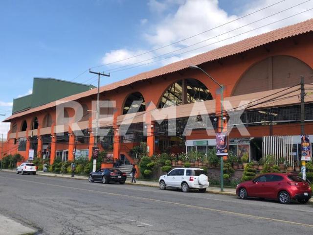 PLAZA COMERCIAL EN VENTA EN TOLUCA