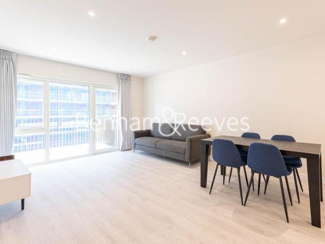 Plaza Collection, 33 Royal Engineers Way, London, NW7 1UX, United Kingdom | 2 bed apartment for rent #139622432 | Rentberry