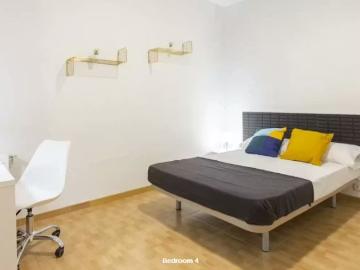 Embajadores, Palos de la Frontera, Madrid