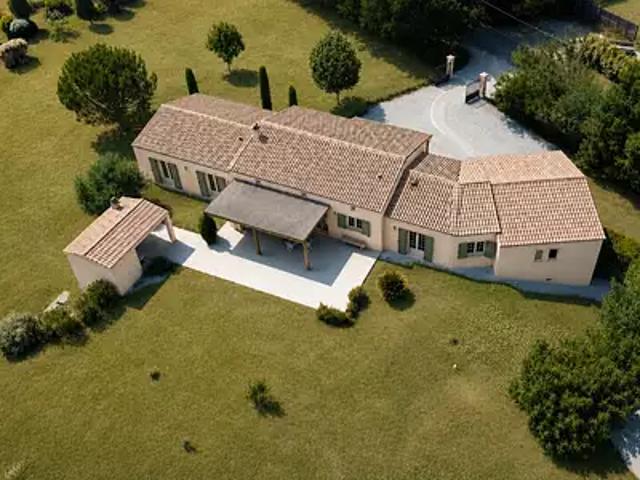 Plazac 24580 Achat / Vente maison 5 pièces t5 jardin terrasse