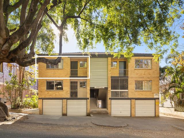 Place West: 2/111 Moreton St, New Farm, QLD 4005