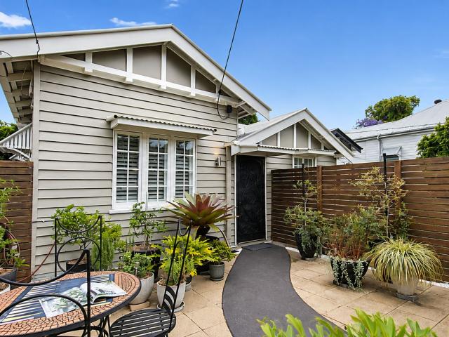 Place West: 40 Warmington St, Paddington, QLD 4064