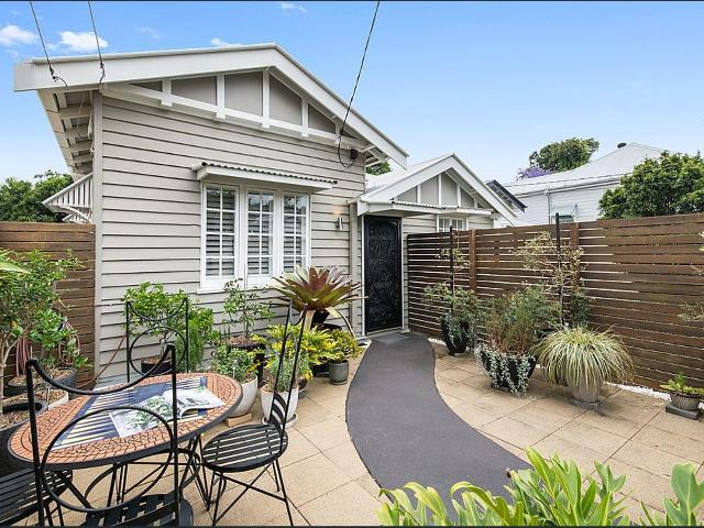 Place West: 40 Warmington St, Paddington, QLD 4064