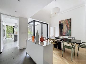 Place Brugmann Renovated house Garden