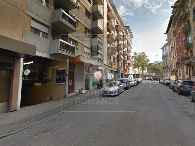 Place de parking souterrain