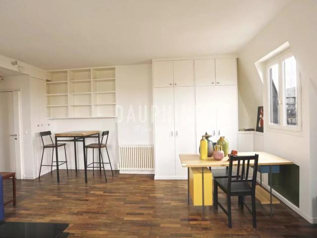 Place des Ternes / 2 pièces 47m² Paris 8ème