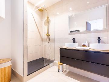 Place d'Italie Elegant Bright, Paris Amsterdam Apartments for Rent