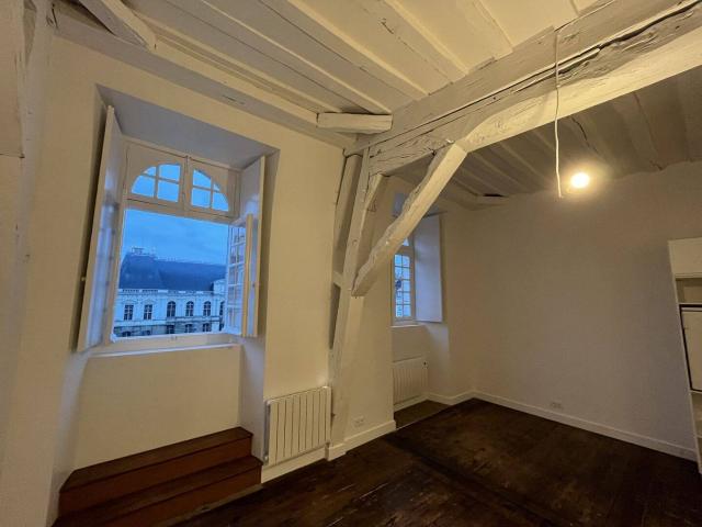 Place du Parlement de Bretagne Maginfique T2 50,63 m²