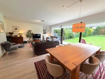 Place Dumon/Stockel: Bright house + garden + garage